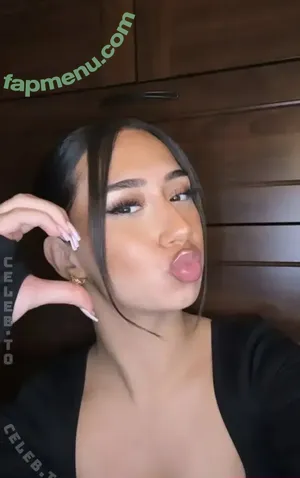 Asaliraniii nude photo #0069