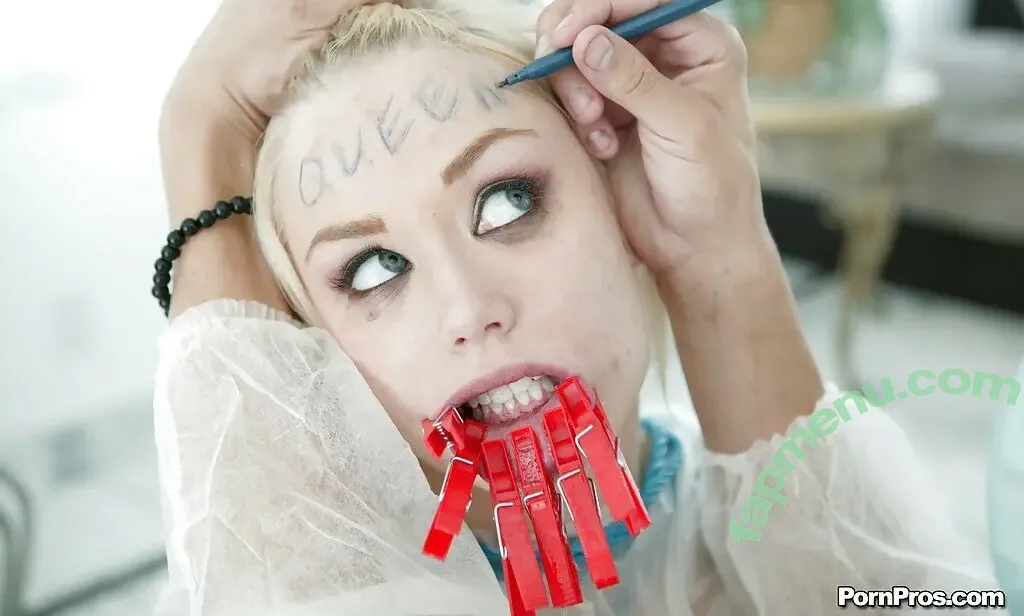 Ash Hollywood nude photo #0309 (ashhollywood / hollywoodcensored)