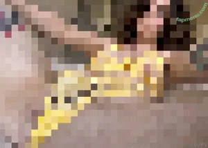  nude photo #0007