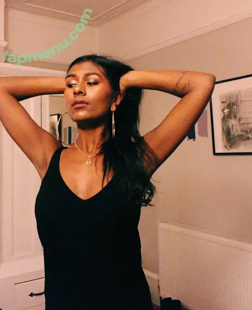 Ash Sarkar nude photo #0022 (ayocaesar)