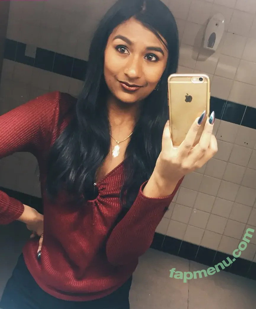 Ash Sarkar nude photo #0024 (ayocaesar)