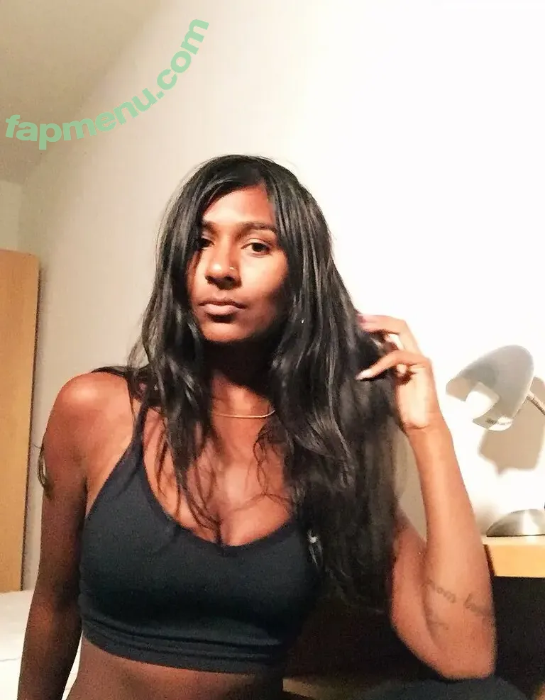 Ash Sarkar nude photo #0027 (ayocaesar)