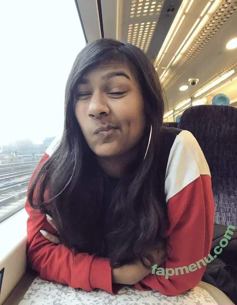 Ash Sarkar nude photo #0077 (ayocaesar)