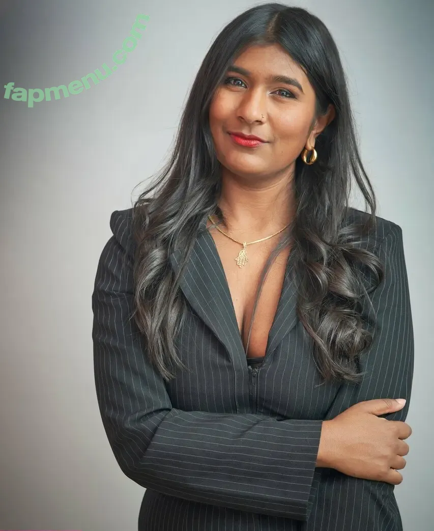 Ash Sarkar nude photo #0090 (ayocaesar)