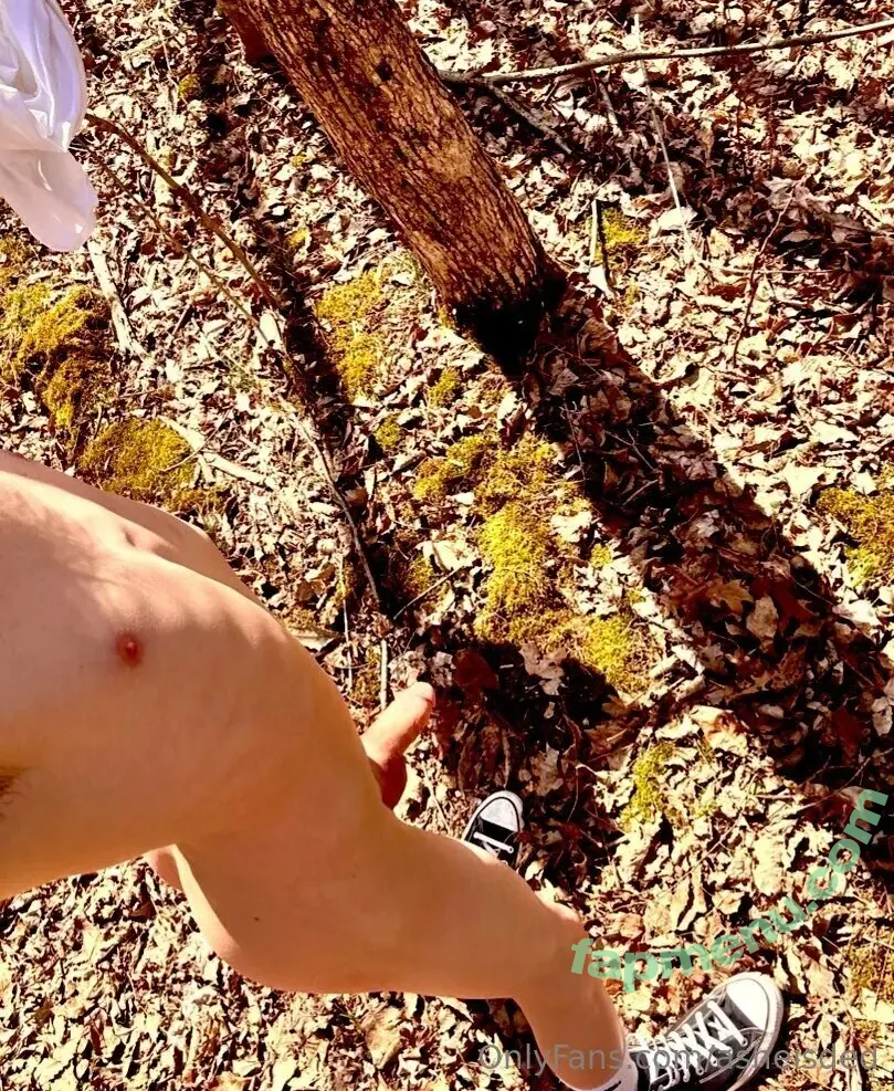 ashe_racc nude photo #0002 (ashe.racc)