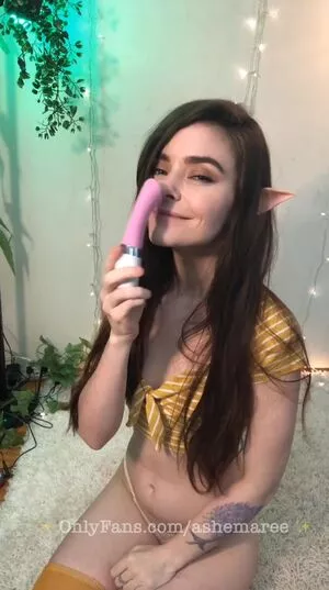 ashemaree / AsheMareexoxo / kittenisodd nude photo #0126