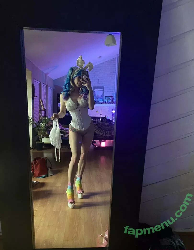 ashennf nude photo #0011 (ashen_fire_keeper)