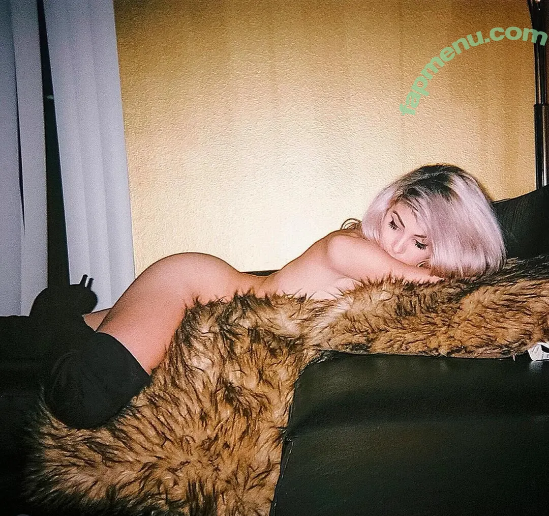 Ashhhh nude photo #0031 (ggillsss / gillss)