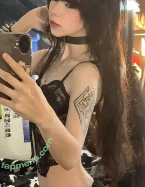 ashisbees / iamb33s nude photo #0358