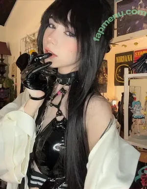 ashisbees / iamb33s nude photo #0367