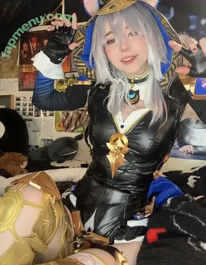 ashisbees / iamb33s nude photo #0408