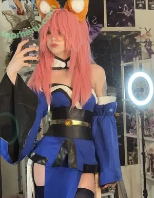 ashisbees / iamb33s nude photo #0430