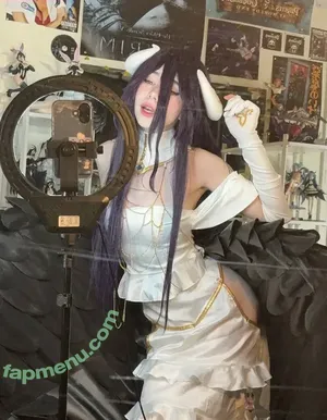 ashisbees / iamb33s nude photo #0500