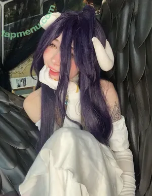 ashisbees / iamb33s nude photo #0502