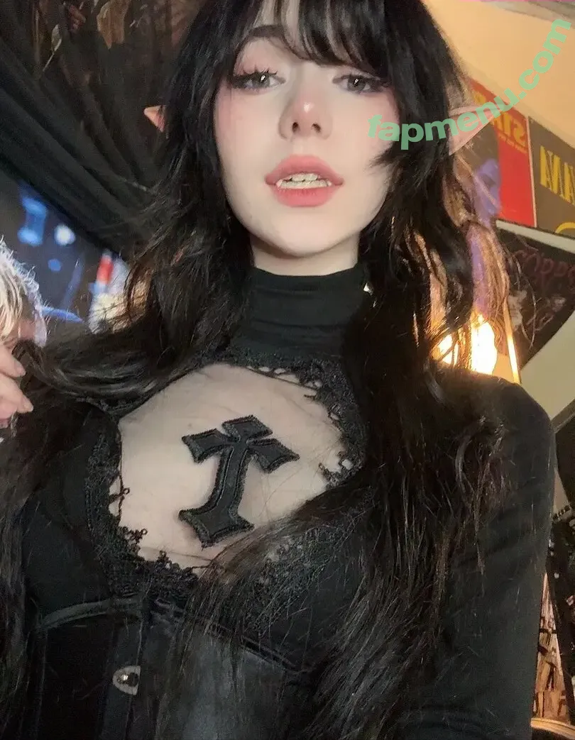 ashisbees nude photo #0387 (iamb33s)