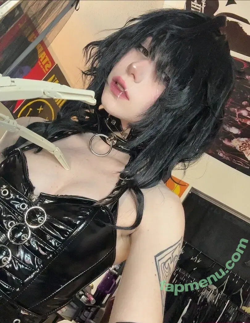 ashisbees nude photo #0414 (iamb33s)