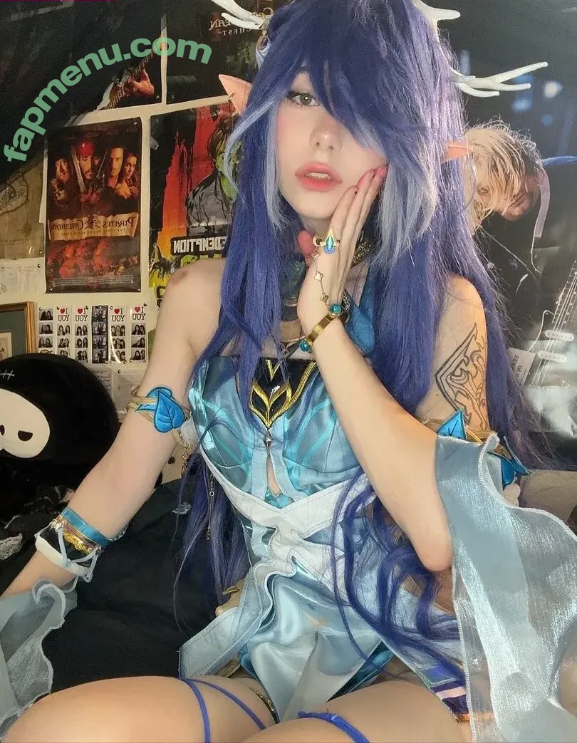 ashisbees nude photo #0444 (iamb33s)