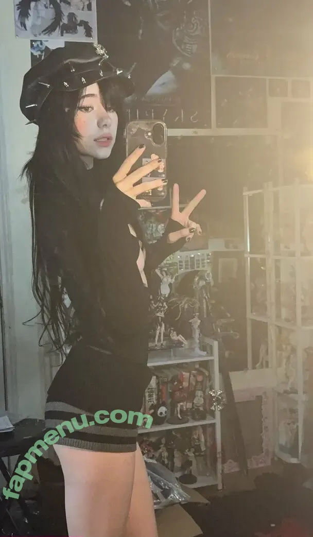 ashisbees nude photo #0470 (iamb33s)