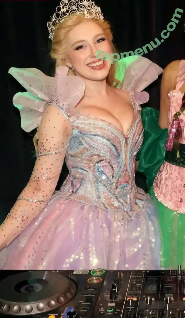 Ashlee Tayla nude photo #0392 (ashleeetayla / ashleetayla)