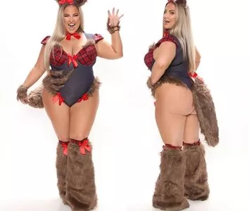 Ashley Alexiss / ashalexiss nude photo #0212