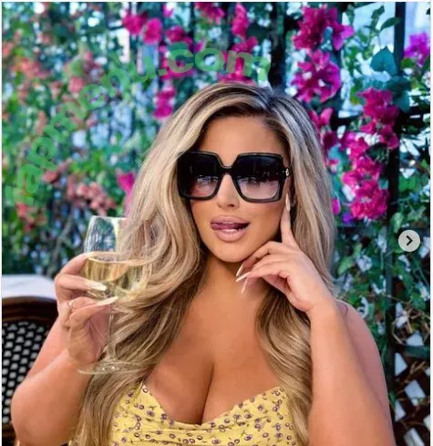Ashley Alexiss nude photo #0296 (ashalexiss)