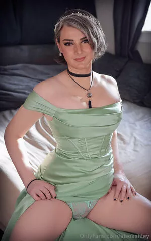 Ashley Barron / AlsoAshley / alsoashleyb nude photo #1199