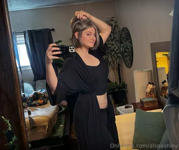 Ashley Barron / AlsoAshley / alsoashleyb nude photo #1720