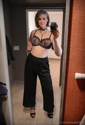 Ashley Barron / AlsoAshley / alsoashleyb nude photo #1874
