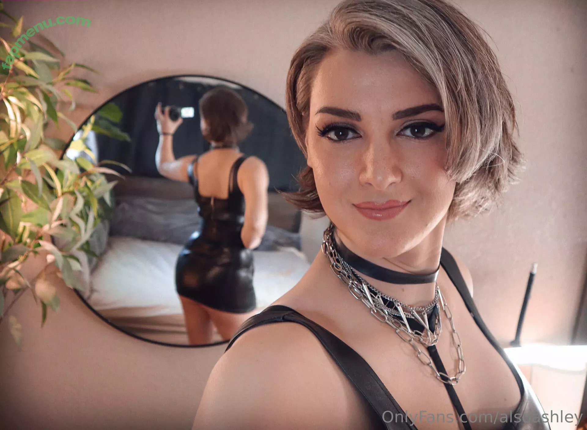 Ashley Barron nude photo #1393 (AlsoAshley / alsoashleyb)