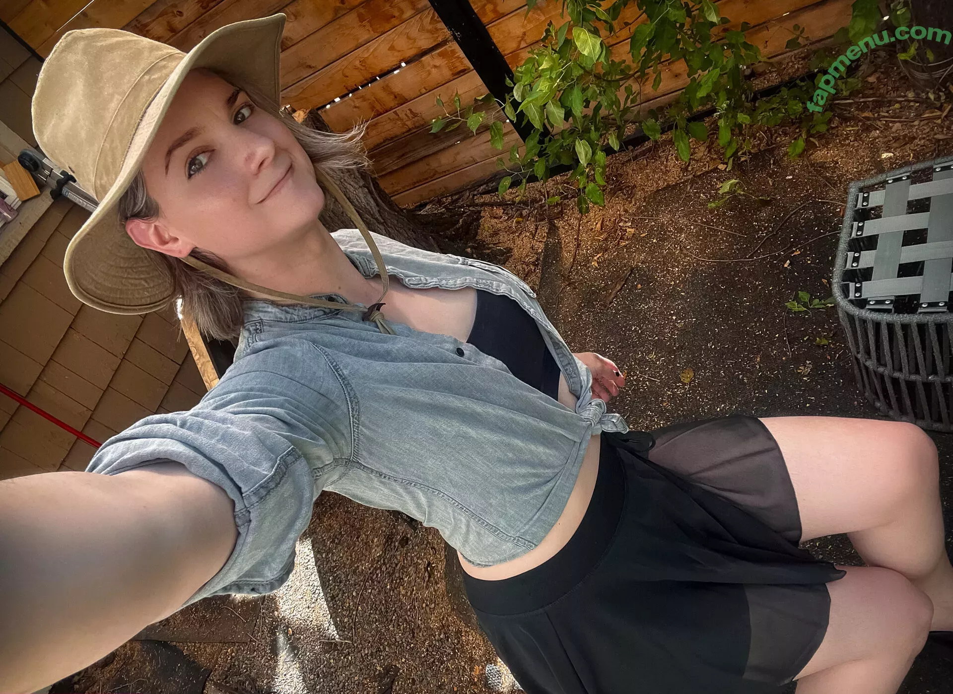 Ashley Barron nude photo #1835 (AlsoAshley / alsoashleyb)