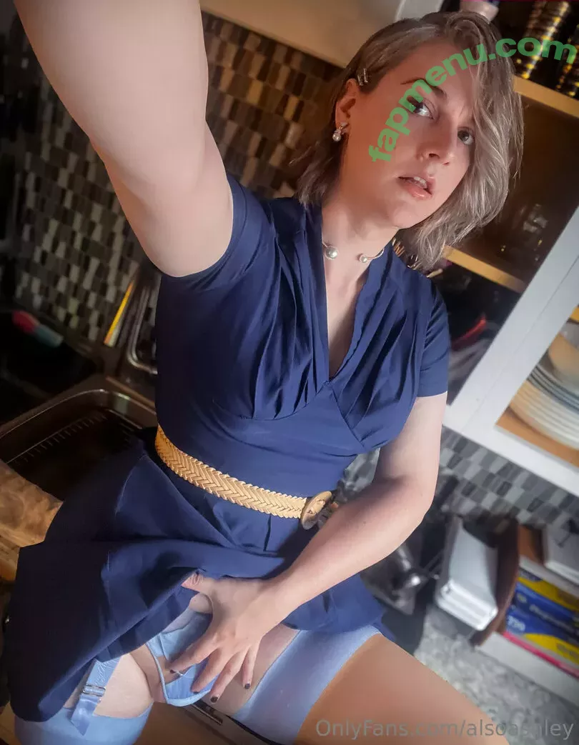 Ashley Barron nude photo #1951 (AlsoAshley / alsoashleyb)