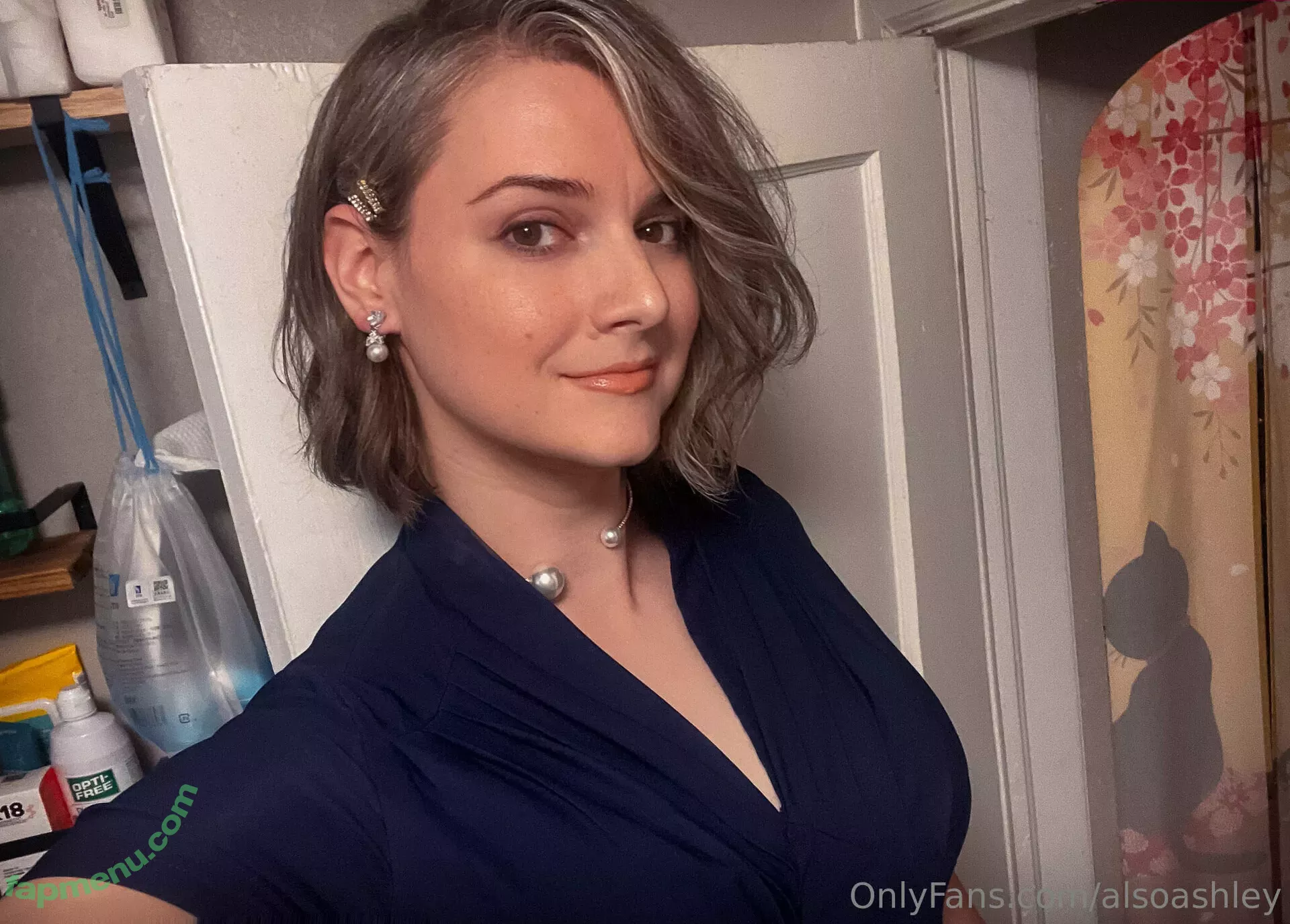 Ashley Barron nude photo #1959 (AlsoAshley / alsoashleyb)