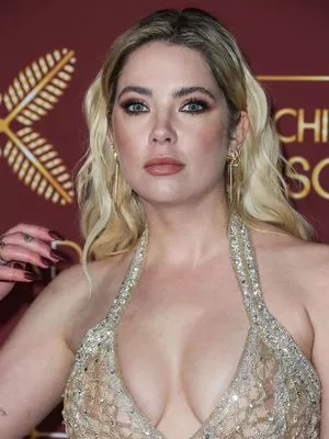 Ashley Benson / AshBenzo / ashley_benson1 / ashleybenson nude photo #0021