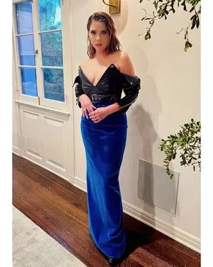 Ashley Benson / AshBenzo / ashley_benson1 / ashleybenson nude photo #0054