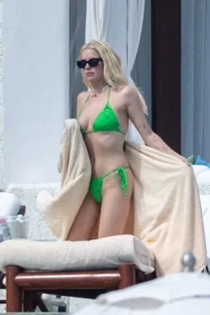 Ashley Benson / AshBenzo / ashley_benson1 / ashleybenson nude photo #0225