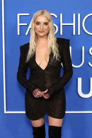 Ashley Benson / AshBenzo / ashley_benson1 / ashleybenson nude photo #0235