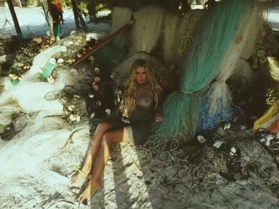 Ashley Benson / AshBenzo / ashley_benson1 / ashleybenson nude photo #0358