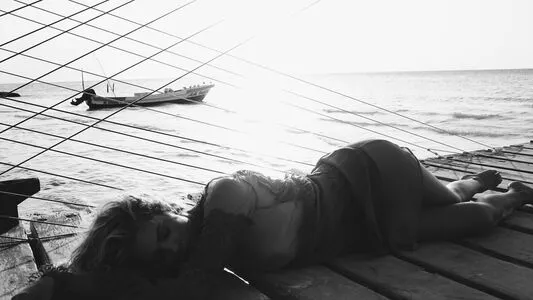 Ashley Benson / AshBenzo / ashley_benson1 / ashleybenson nude photo #0394