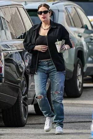 Ashley Benson / AshBenzo / ashley_benson1 / ashleybenson nude photo #0428