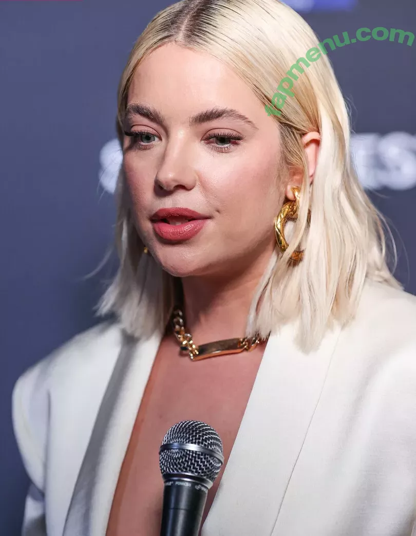 Ashley Benson nude photo #0166 (AshBenzo / ashley_benson1 / ashleybenson)