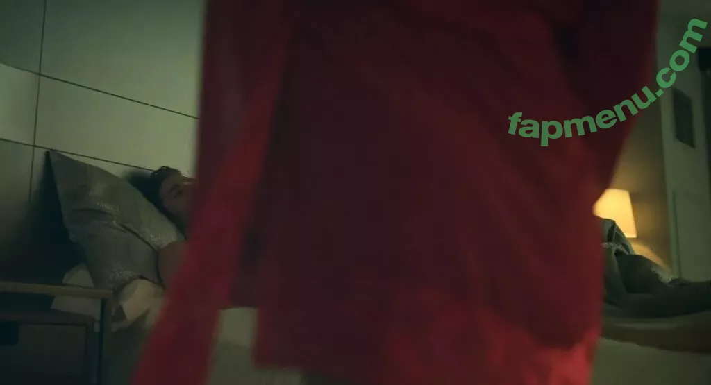 Ashley Benson nude photo #0330 (AshBenzo / ashley_benson1 / ashleybenson)