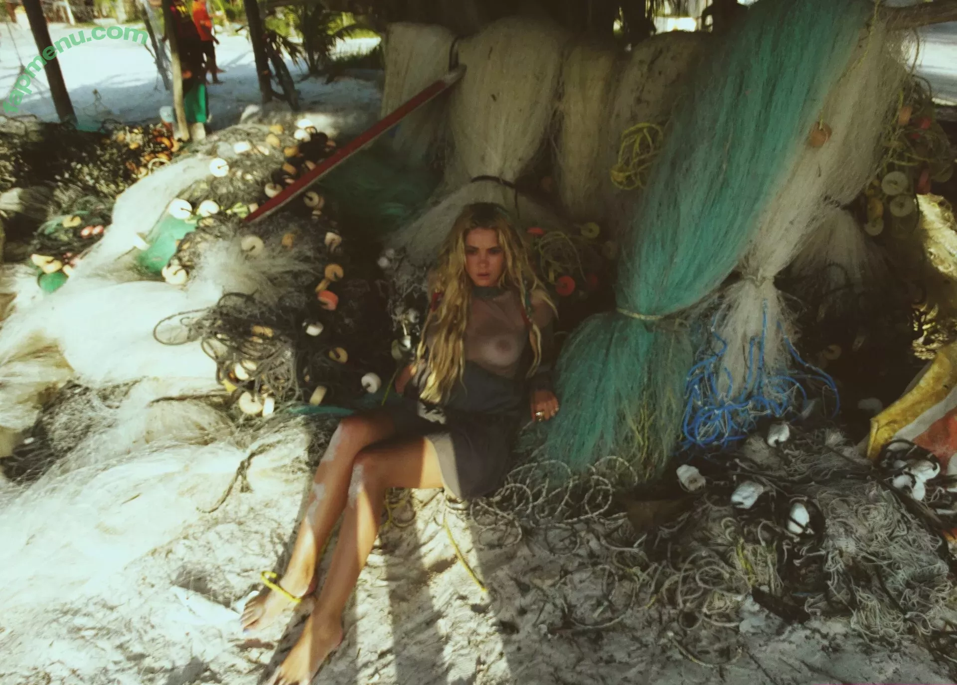 Ashley Benson nude photo #0358 (AshBenzo / ashley_benson1 / ashleybenson)