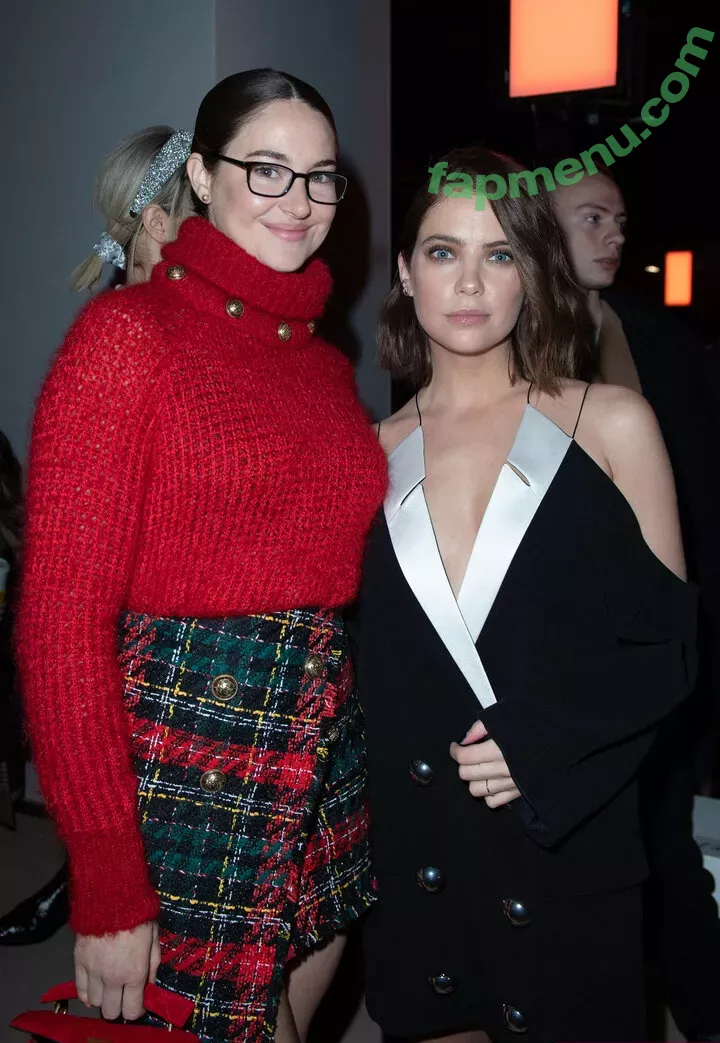 Ashley Benson nude photo #0649 (AshBenzo / ashley_benson1 / ashleybenson)