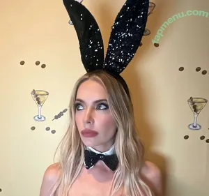 Ashley Benson / AshBenzo / ashley_benson1 / ashleybenson nude photo #1362