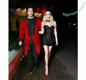 Ashley Benson / AshBenzo / ashley_benson1 / ashleybenson nude photo #1365