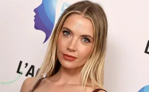 Ashley Benson / AshBenzo / ashley_benson1 / ashleybenson nude photo #1367