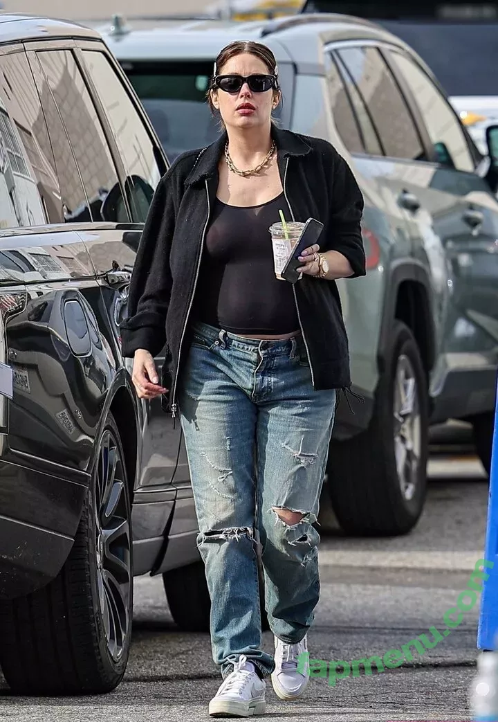 Ashley Benson nude photo #1023 (AshBenzo / ashley_benson1 / ashleybenson)