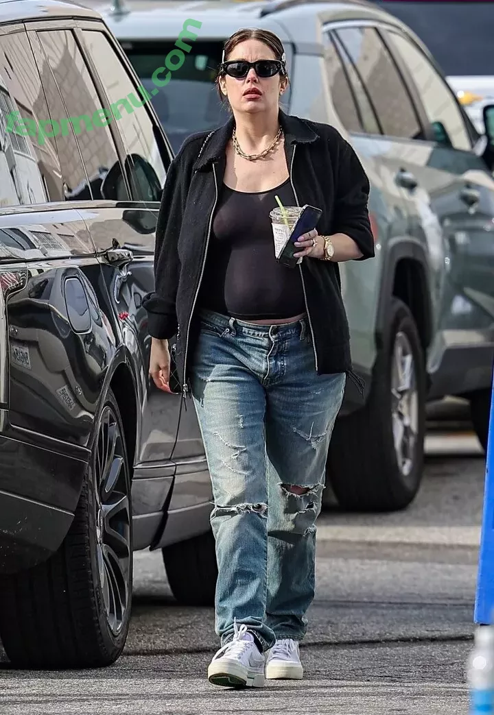 Ashley Benson nude photo #1033 (AshBenzo / ashley_benson1 / ashleybenson)