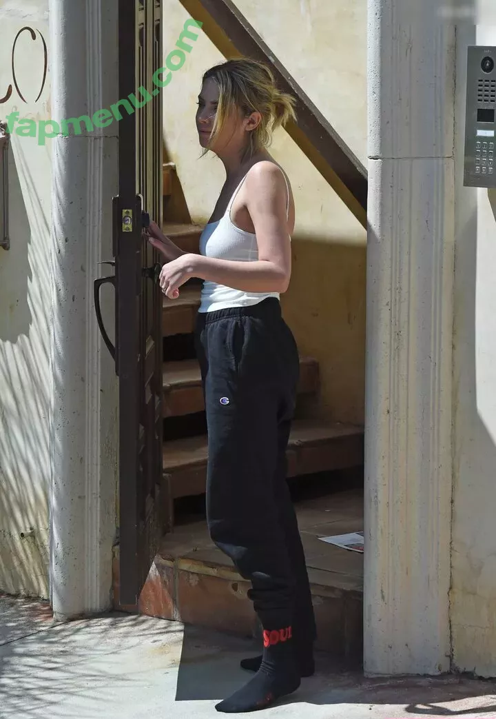 Ashley Benson nude photo #1105 (AshBenzo / ashley_benson1 / ashleybenson)