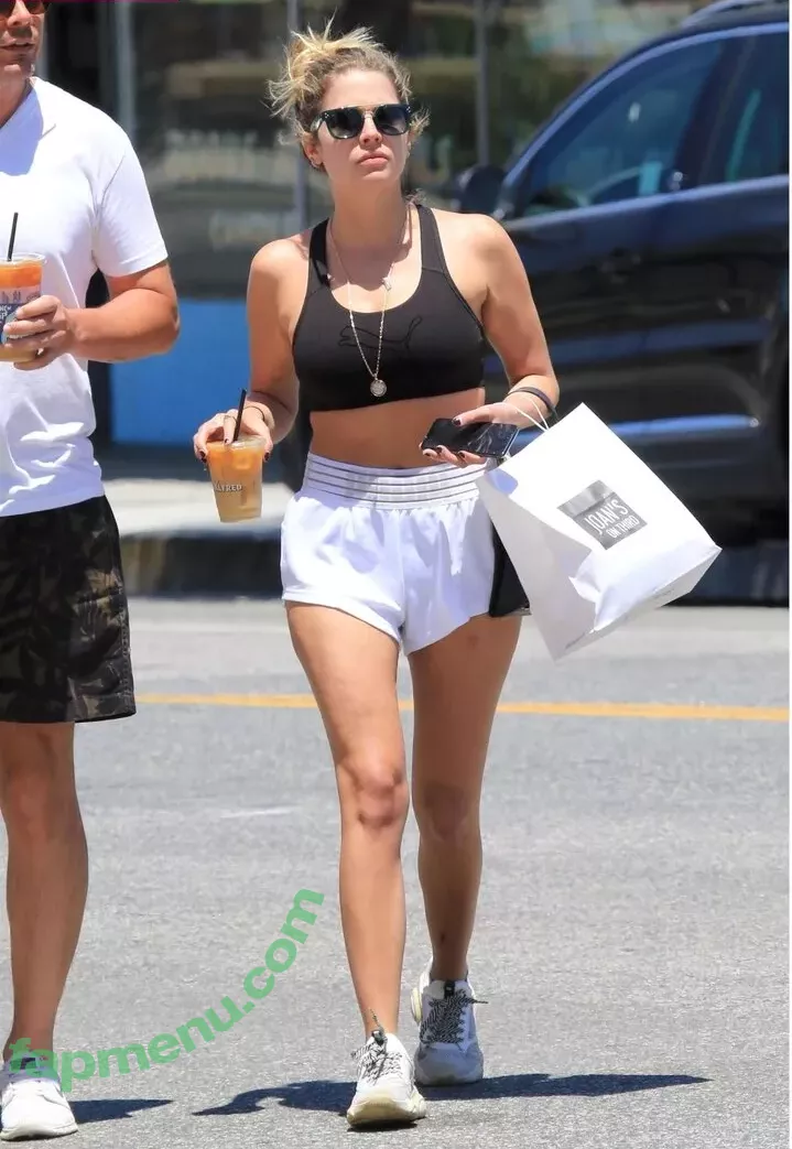 Ashley Benson nude photo #1151 (AshBenzo / ashley_benson1 / ashleybenson)